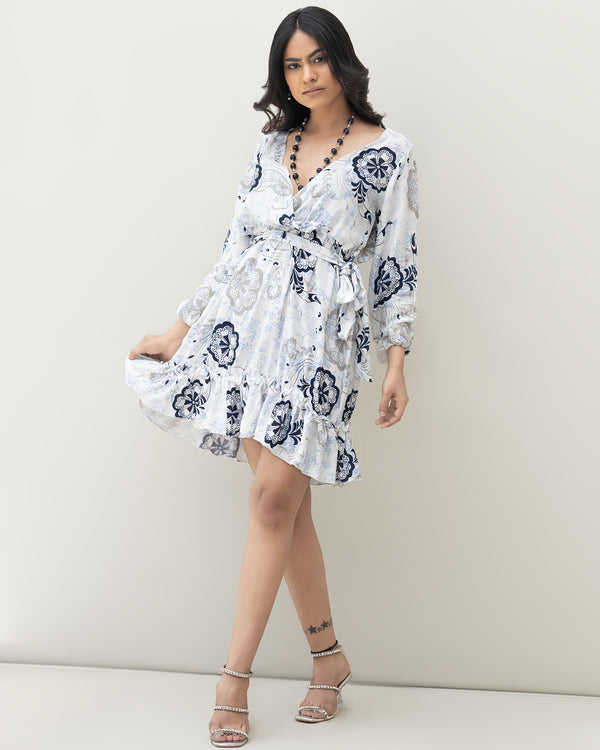 Elegant Blue and White Floral Print V-Neck Wrap Dress for Women